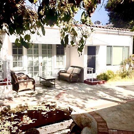 로스앤젤레스 Sunset Strip B&B 외부 사진